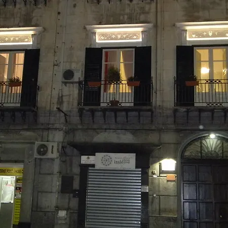 Nocleg ze śniadaniem Oreto Centro 4*