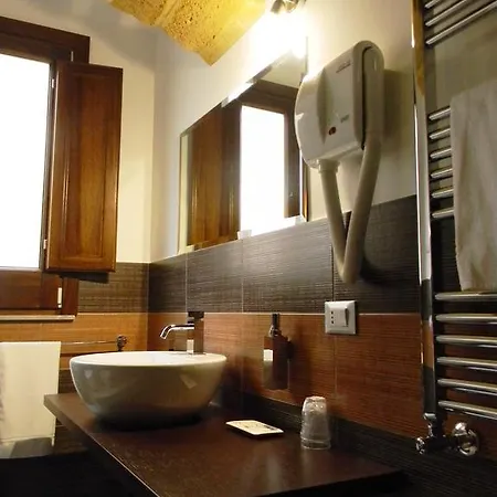 Frühstückspension Oreto Centro